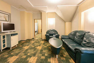 Гостиница Обертайх Люкс Калининград Двухместный номер с 1 кроватью и балконом-4